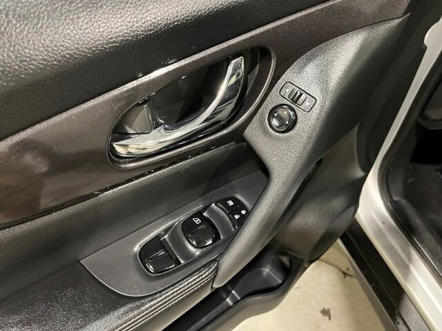 
 2018 Nissan Rogue S full									