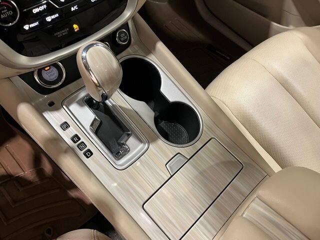 
 2017 Nissan Murano Platinum full									