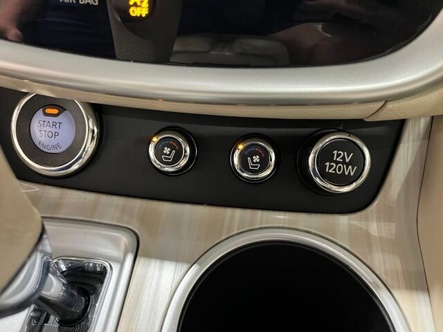 
 2017 Nissan Murano Platinum full									