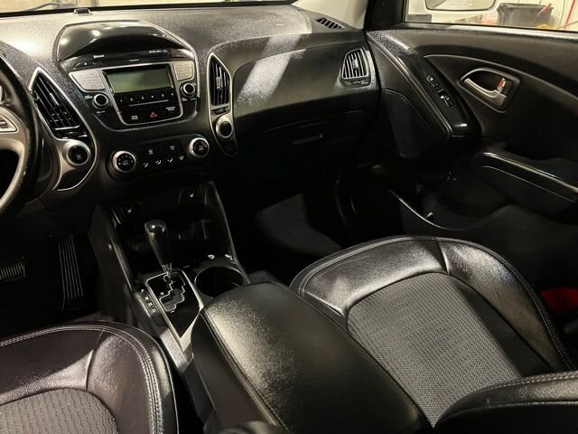 
 2013 Hyundai TUCSON GLS full									