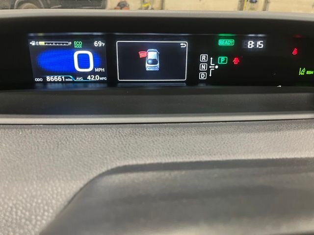 
 2016 Toyota Prius Four full									