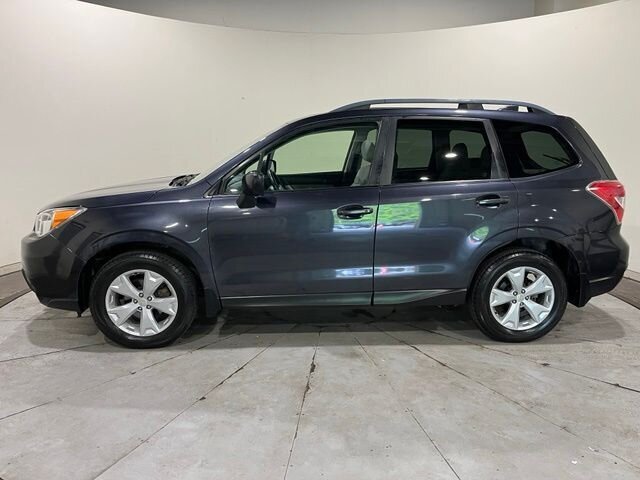 
 2016 Subaru Forester 2.5i Premium full									