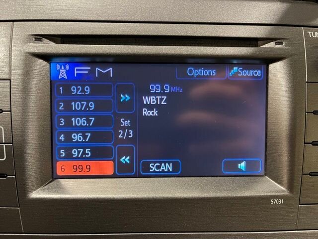 
 2013 Toyota Prius Two full									