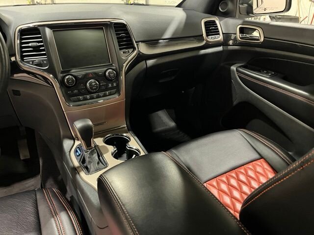 
 2016 Jeep Grand Cherokee Laredo full									