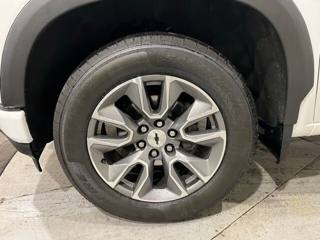 
 2019 Chevrolet Silverado 1500 RST full									