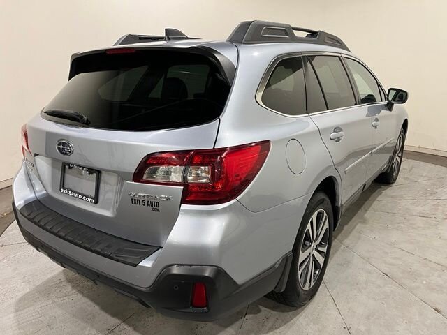 
 2018 Subaru Outback 2.5i Limited full									