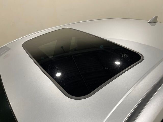 
 2016 Toyota Prius Four full									