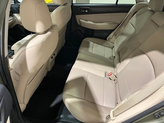 
 2017 Subaru Outback 2.5i Limited full									