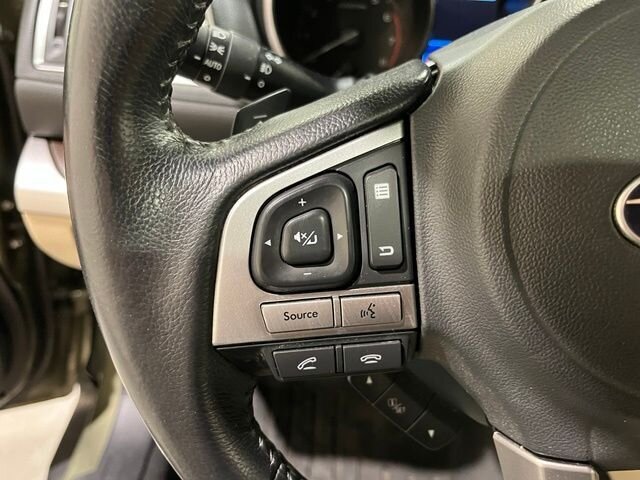 
 2017 Subaru Outback 2.5i Limited full									