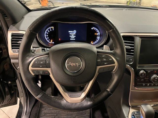
 2016 Jeep Grand Cherokee Laredo full									