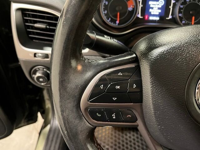 
 2019 Jeep Cherokee Latitude Plus full									