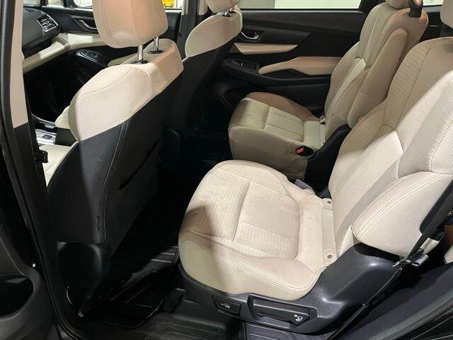 
 2019 Subaru Ascent Premium full									