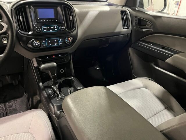 
 2016 Chevrolet Colorado Work Truck full									