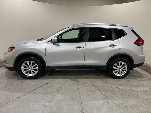 
 2017 Nissan Rogue SV full									