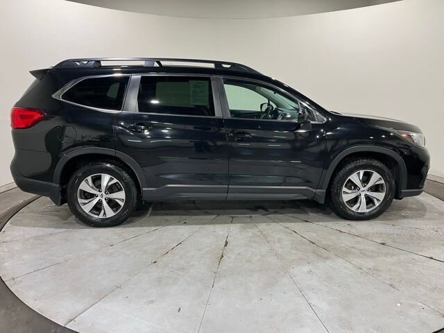 
 2019 Subaru Ascent Premium full									