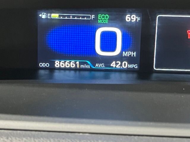 
 2016 Toyota Prius Four full									