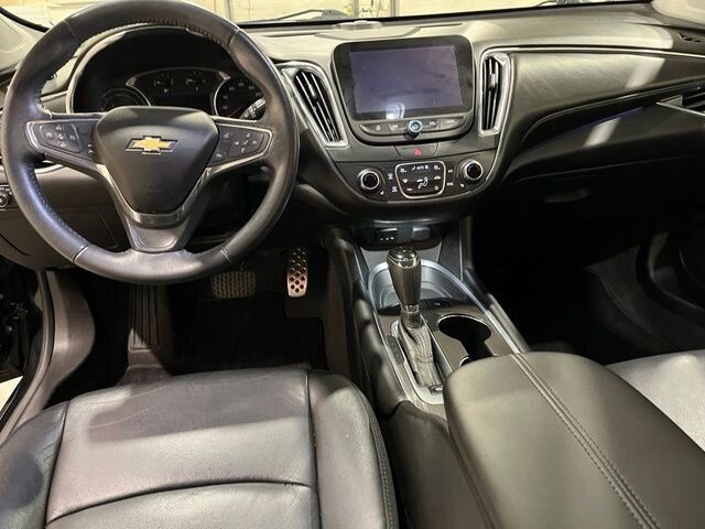 
 2017 Chevrolet Malibu Hybrid full									
