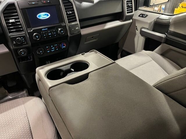 
 2020 Ford F-150 XLT full									
