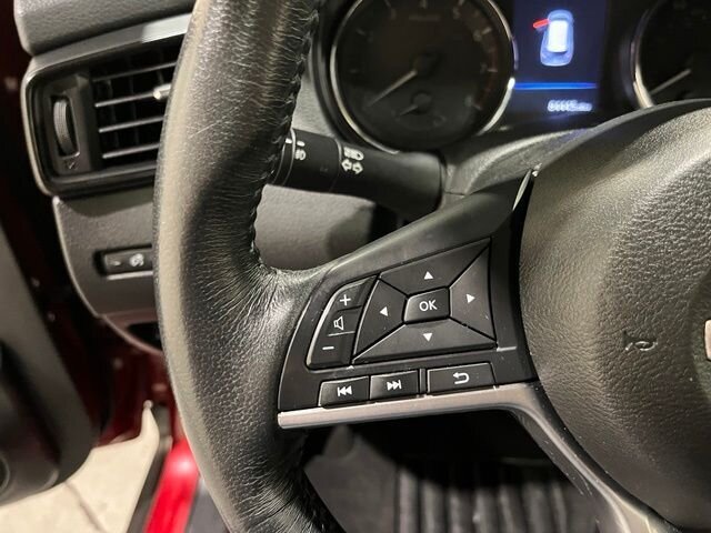 
 2018 Nissan Rogue SV full									