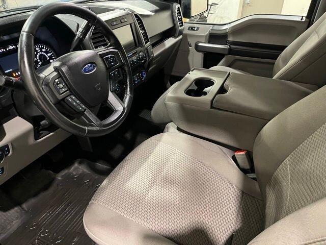 
 2020 Ford F-150 XLT full									
