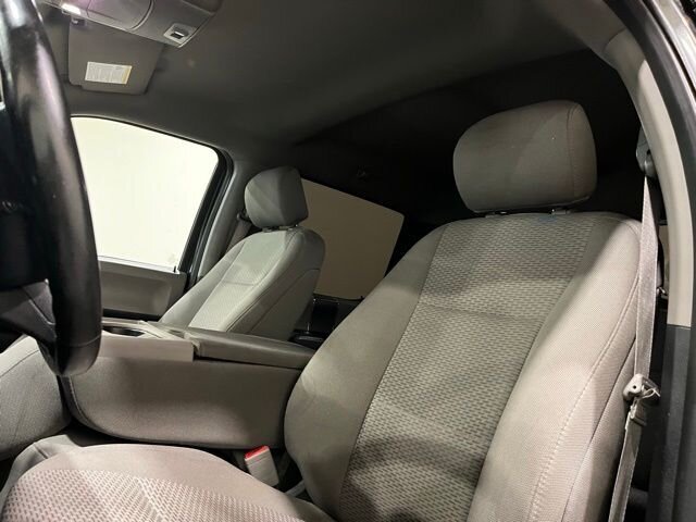 
 2020 Ford F-150 XLT full									