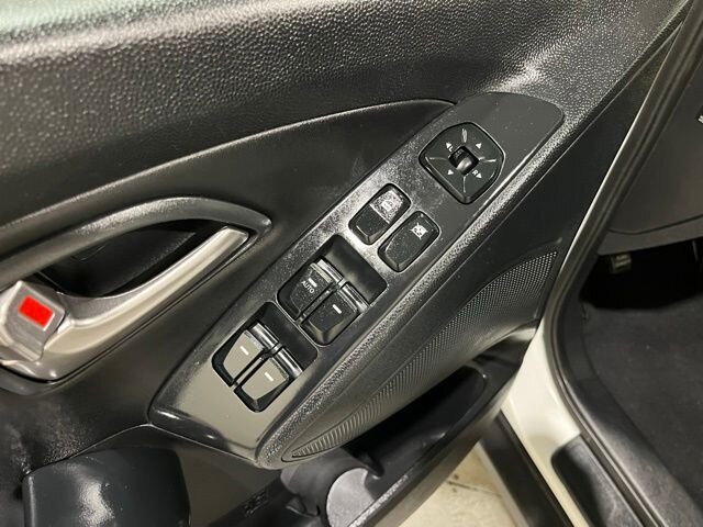 
 2013 Hyundai TUCSON GLS full									