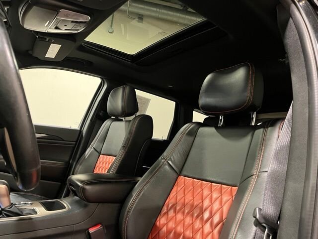 
 2016 Jeep Grand Cherokee Laredo full									