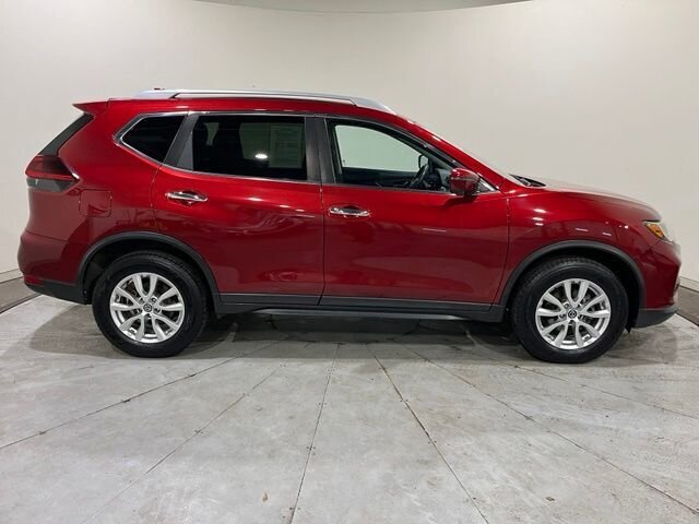 
 2018 Nissan Rogue SV full									