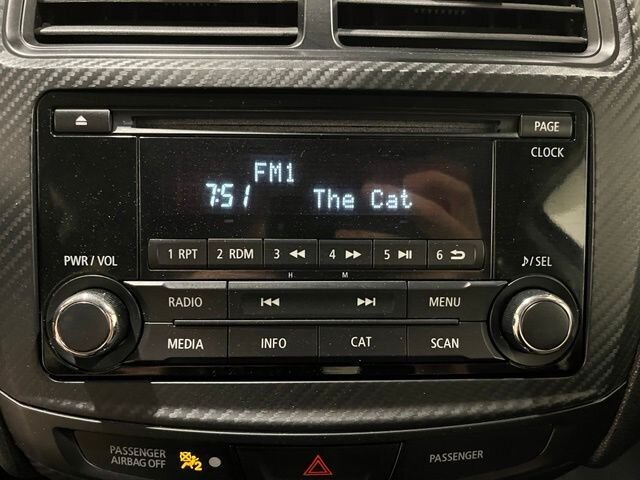 
 2015 Mitsubishi Outlander Sport ES full									