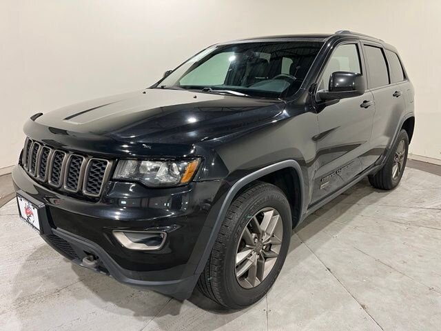
 2016 Jeep Grand Cherokee Laredo full									