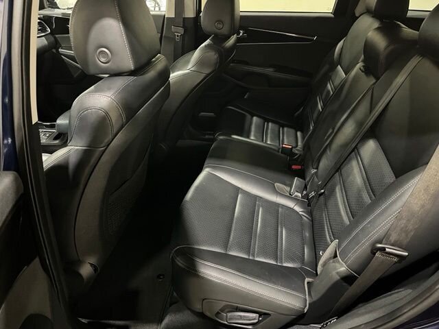 
 2020 Kia Sorento EX full									