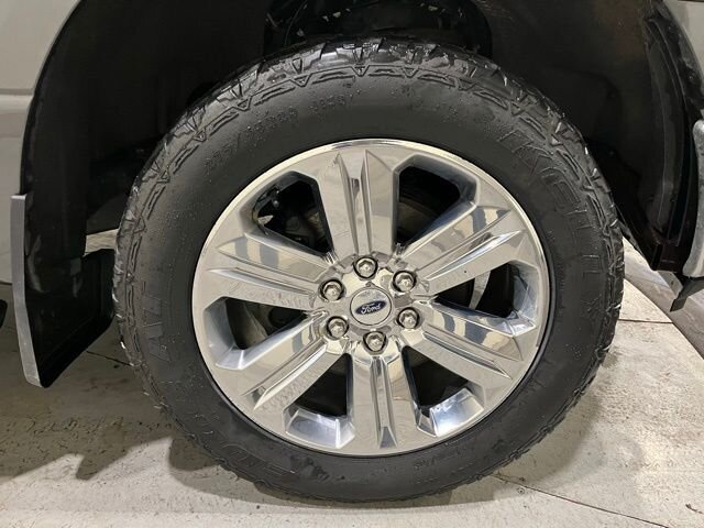 
 2020 Ford F-150 XLT full									