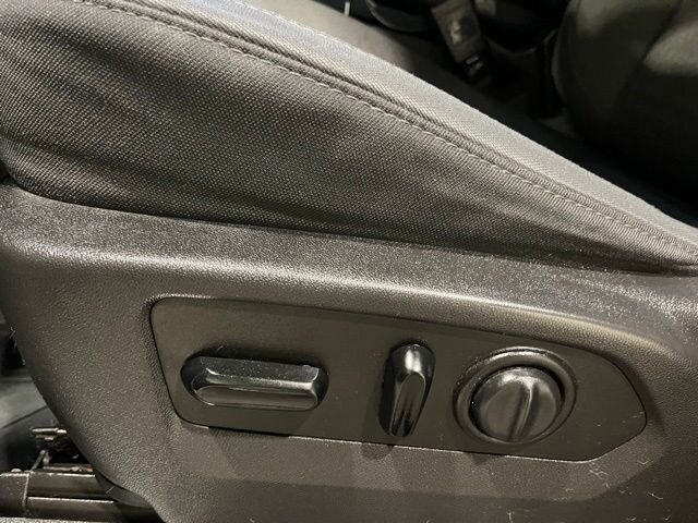 
 2019 Chevrolet Silverado 1500 RST full									