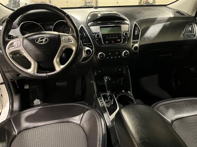 
 2013 Hyundai TUCSON GLS full									