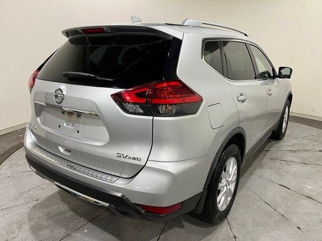 
 2017 Nissan Rogue SV full									