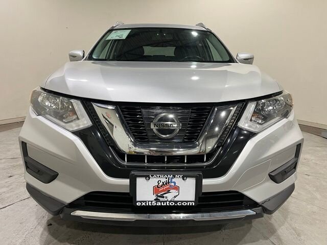 
 2017 Nissan Rogue SV full									