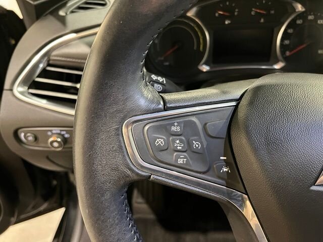 
 2017 Chevrolet Malibu Hybrid full									