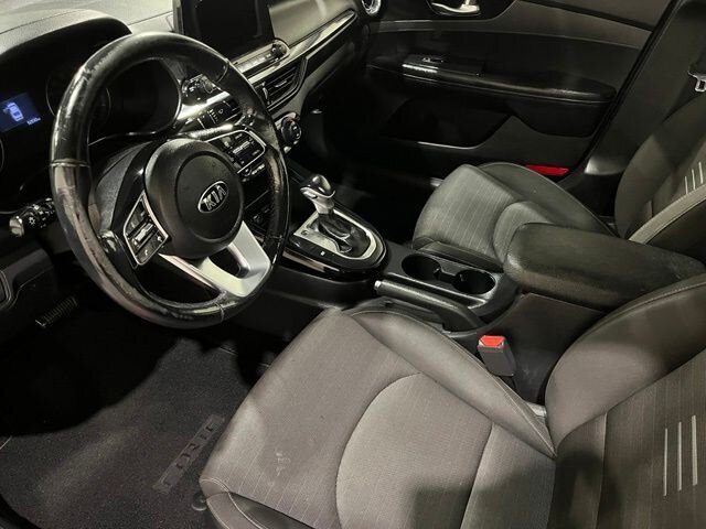 
 2019 Kia Forte S full									