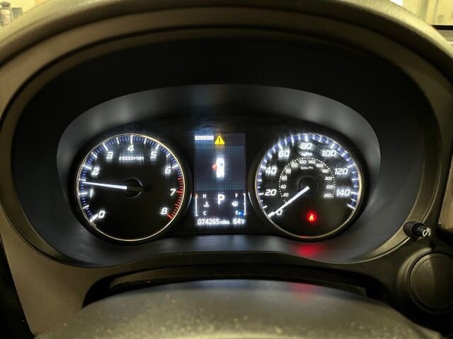 
 2019 Mitsubishi Outlander ES full									
