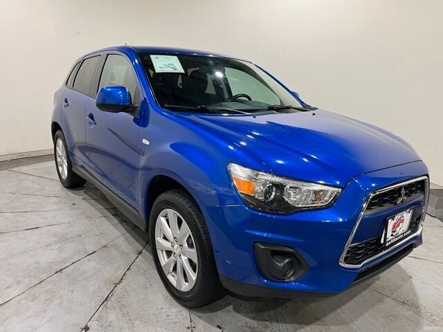 
 2015 Mitsubishi Outlander Sport ES full									