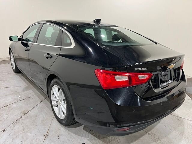 
 2017 Chevrolet Malibu Hybrid full									
