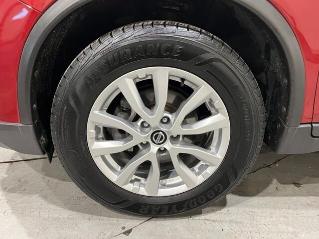 
 2018 Nissan Rogue SV full									
