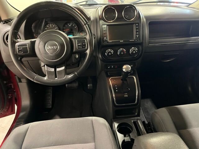 
 2012 Jeep Patriot Latitude full									