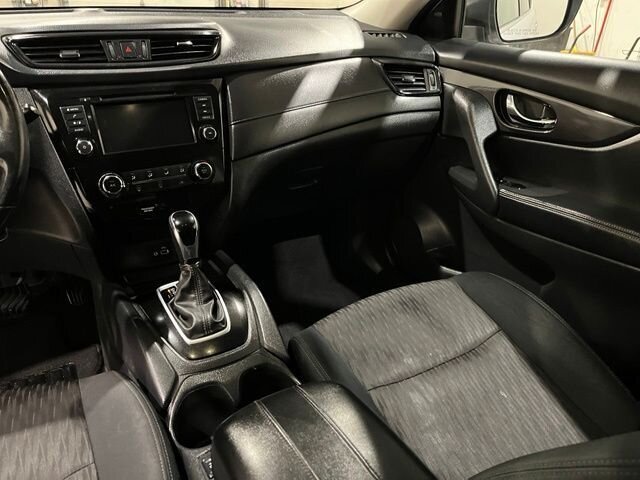 
 2018 Nissan Rogue S full									