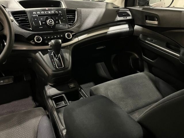 
 2015 Honda CR-V LX full									