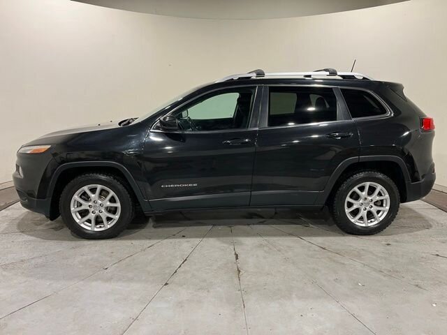 
 2016 Jeep Cherokee Latitude full									