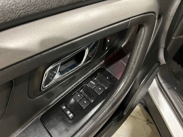 
 2012 Ford Taurus SEL full									