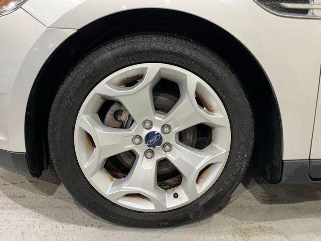 
 2012 Ford Taurus SEL full									