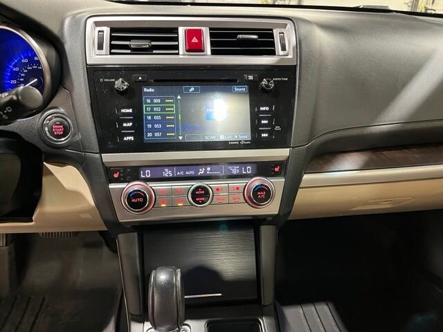 
 2017 Subaru Outback 2.5i Limited full									