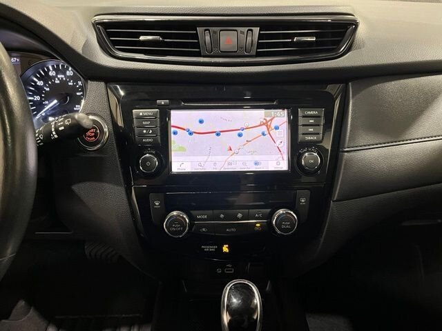 
 2018 Nissan Rogue SV full									